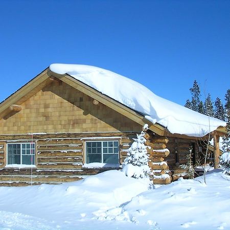 Cowboy Heaven Cabins Big Sky Exterior photo