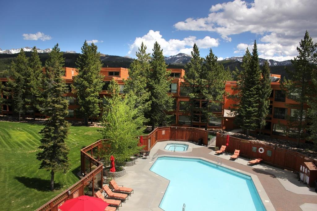 Cowboy Heaven Cabins Big Sky Exterior photo