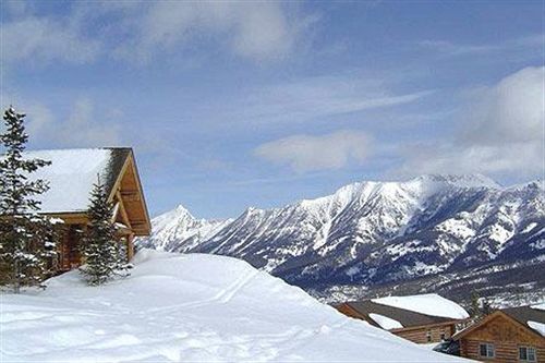 Cowboy Heaven Cabins Big Sky Exterior photo